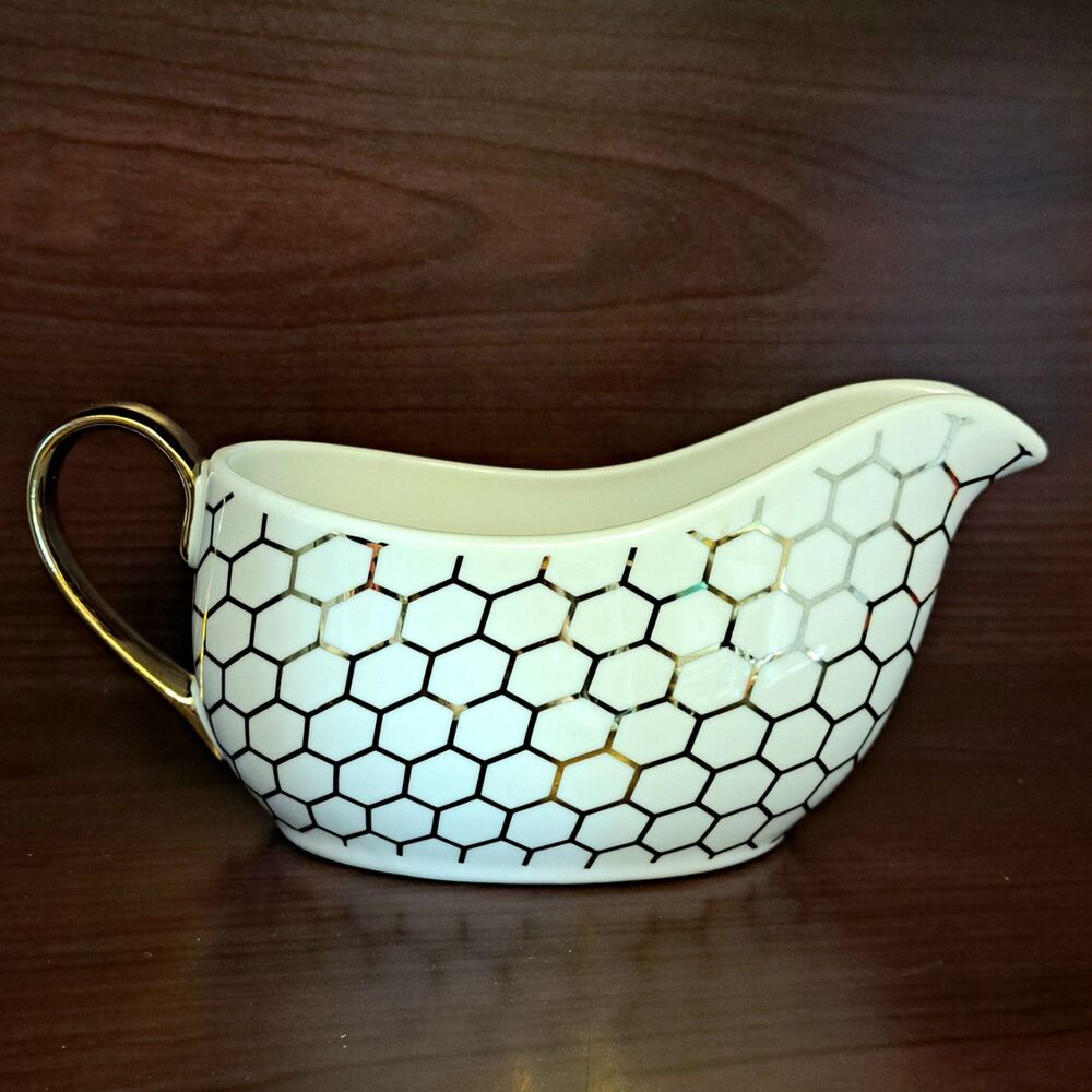 Ciroa Luxe Porcelain Gravy Boat White Gold Tone Honey Comb Pattern